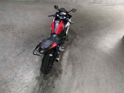 Yamaha YZF-R25 2015