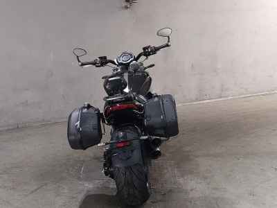 Triumph Rocket 3 R 2021