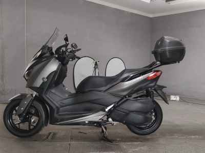 Yamaha XMAX 250