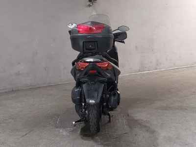 Yamaha XMAX 250