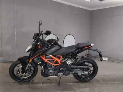 KTM 390 Duke 2023