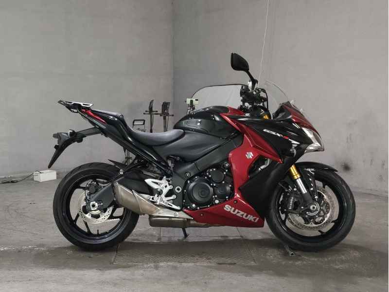 Suzuki GSX-S1000F