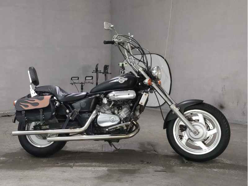 Honda Magna 250
