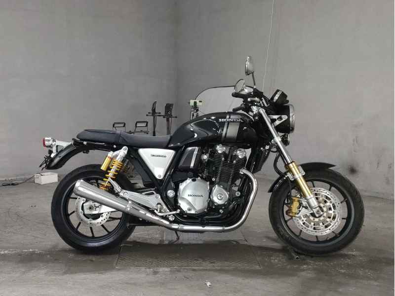 Honda CB1100RS