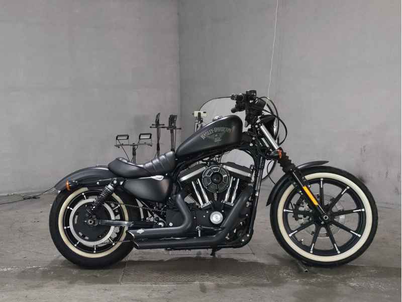 Harley-Davidson Sportster Iron XL883N 2016
