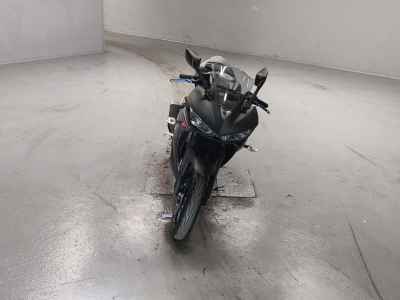Yamaha YZF-R25