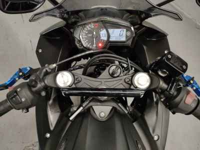 Yamaha YZF-R25