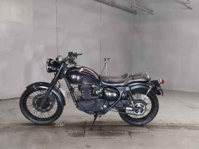 Kawasaki Estrella