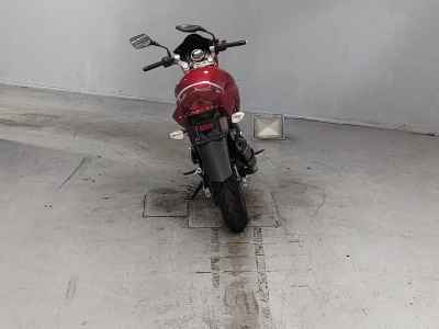 Suzuki GSR250