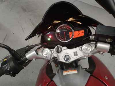 Suzuki GSR250