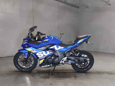 Suzuki GSX250R