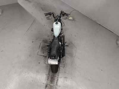 Harley-Davidson Sportster Iron XL883N 2013