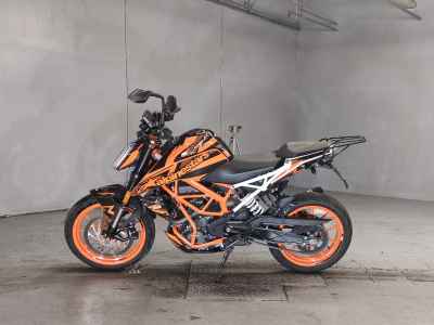 KTM 390 Duke 2021