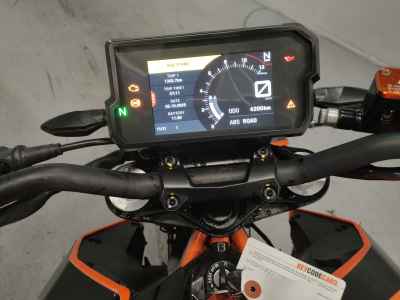 KTM 390 Duke 2021