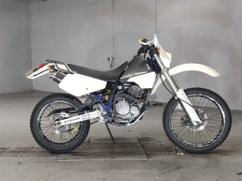 Suzuki DR250SH