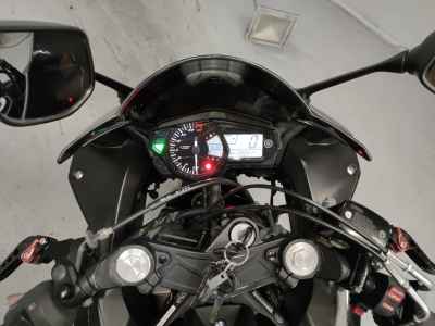 Yamaha YZF-R25