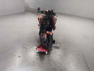 KTM 1290 Super Duke R 2021
