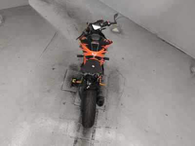 KTM 1290 Super Duke R 2021