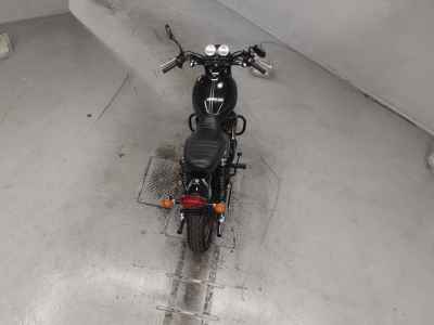 Kawasaki W800 2020
