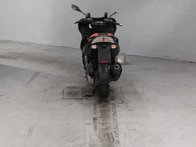 Aprilia SR Max 300 2015