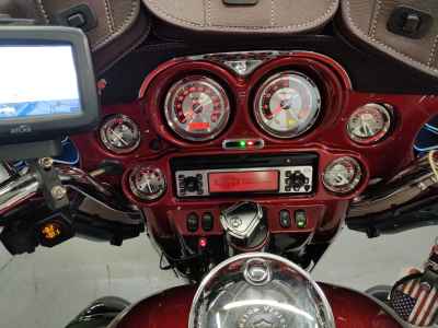 Harley-Davidson Electra Glide FLHTCU1580 CVO 2009