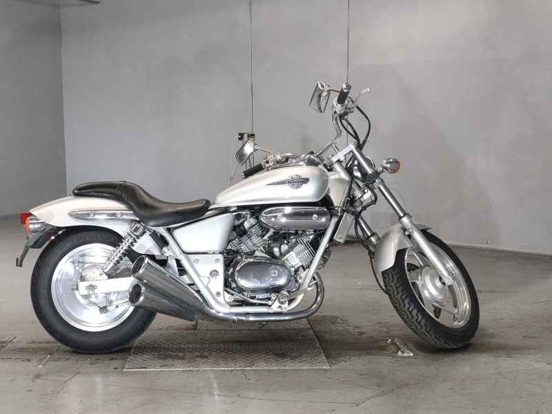 Honda Magna 250