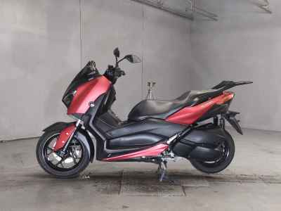 Yamaha XMAX 250