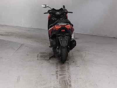 Yamaha XMAX 250