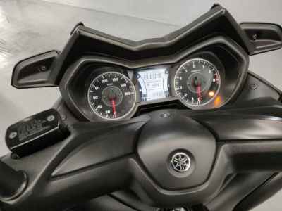 Yamaha XMAX 250