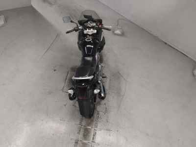 Suzuki GSR250S