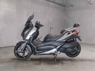 Yamaha XMAX 250