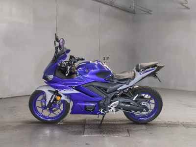 Yamaha YZF-R25 2021