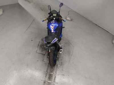 Yamaha YZF-R25 2021
