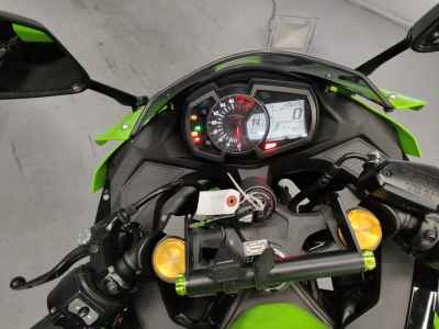 Kawasaki Ninja ZX-25R KRT Edition
