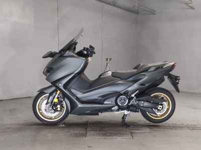 Yamaha TMAX 560 2021
