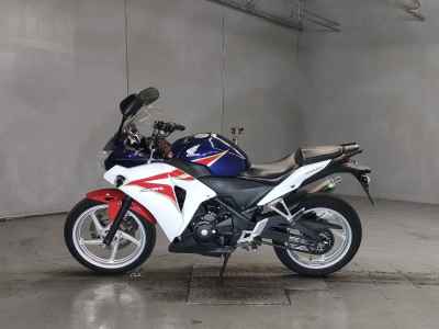 Honda CBR250R