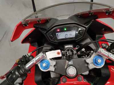 Honda CBR400R 2016