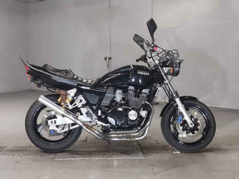 Yamaha XJR400 2006