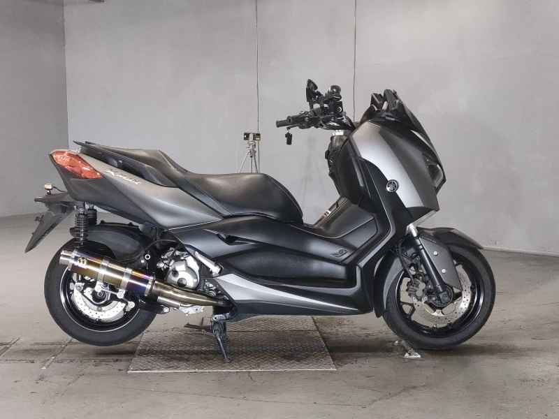 Yamaha XMAX 250