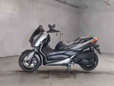 Yamaha XMAX 250
