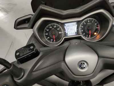 Yamaha XMAX 250