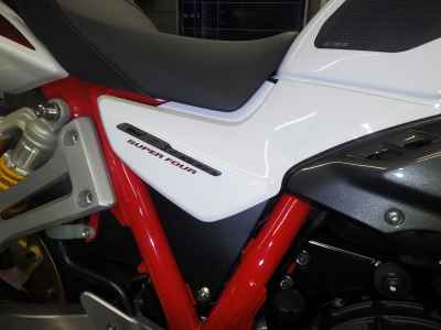 Honda CB1300SF 2024