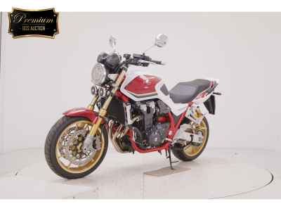 Honda CB1300SF 2024
