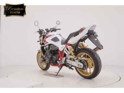 Honda CB1300SF 2024
