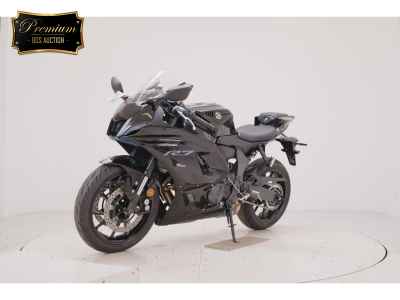 Yamaha YZF-R7 2025
