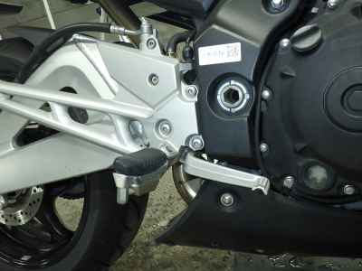 Suzuki GSR400 2009