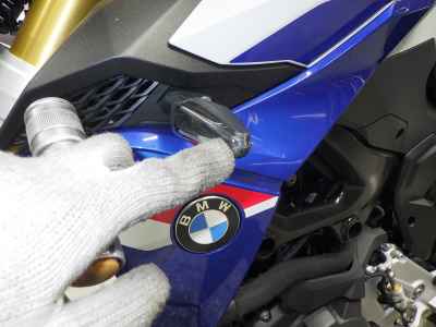 BMW F900R 2024