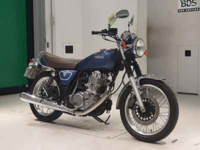 Yamaha SR400 2021