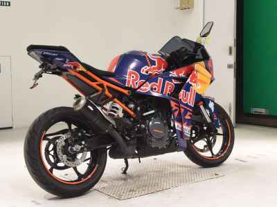 KTM RC 390 2023