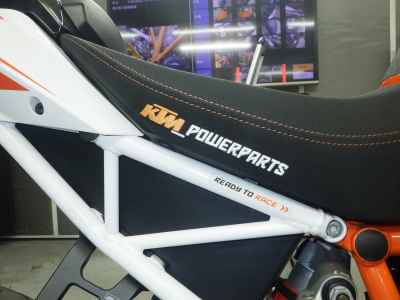 KTM 1290 Super Duke R 2015
